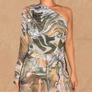 ZARA Geometric Asymmetrical Top